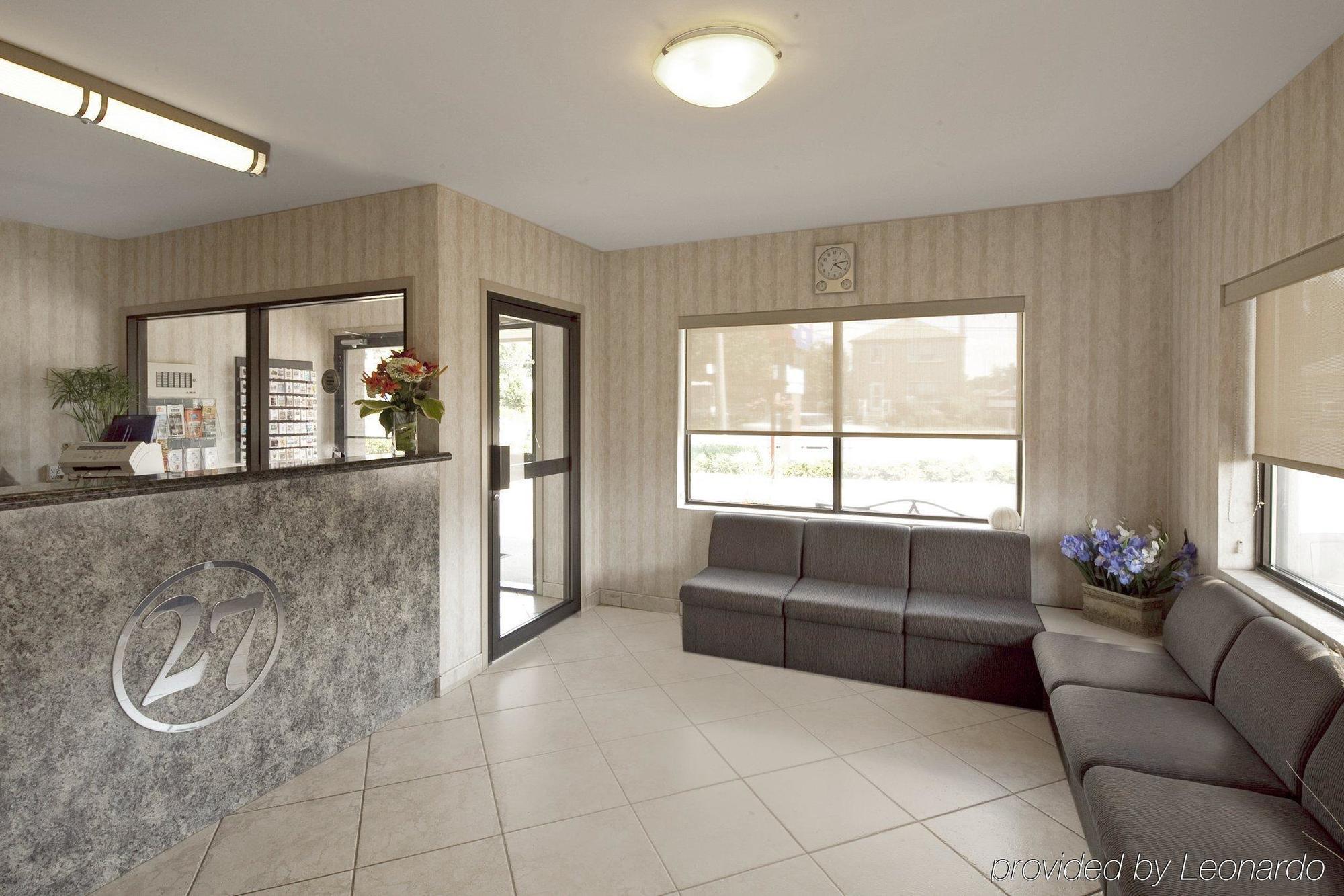Canadas Best Value Inn Toronto Interior foto